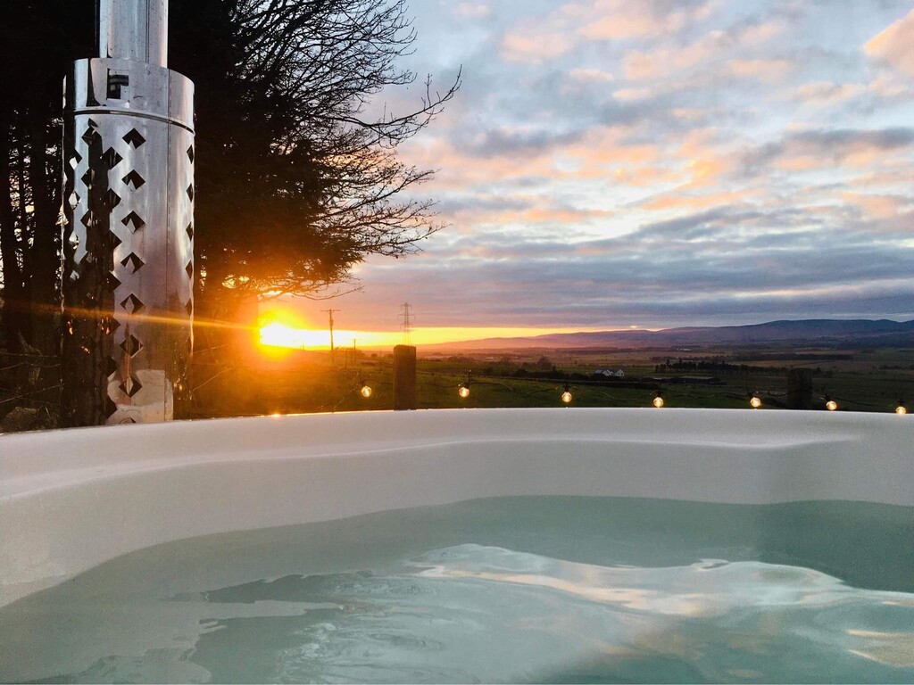 rg hot tubs wood fired